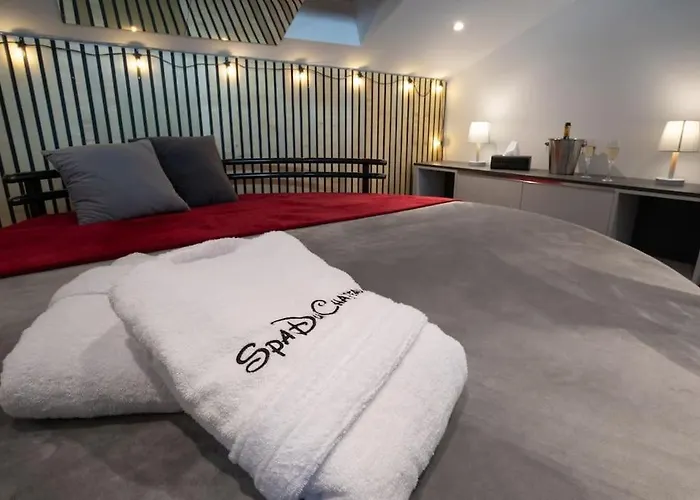 Love And Spa Du Chateau